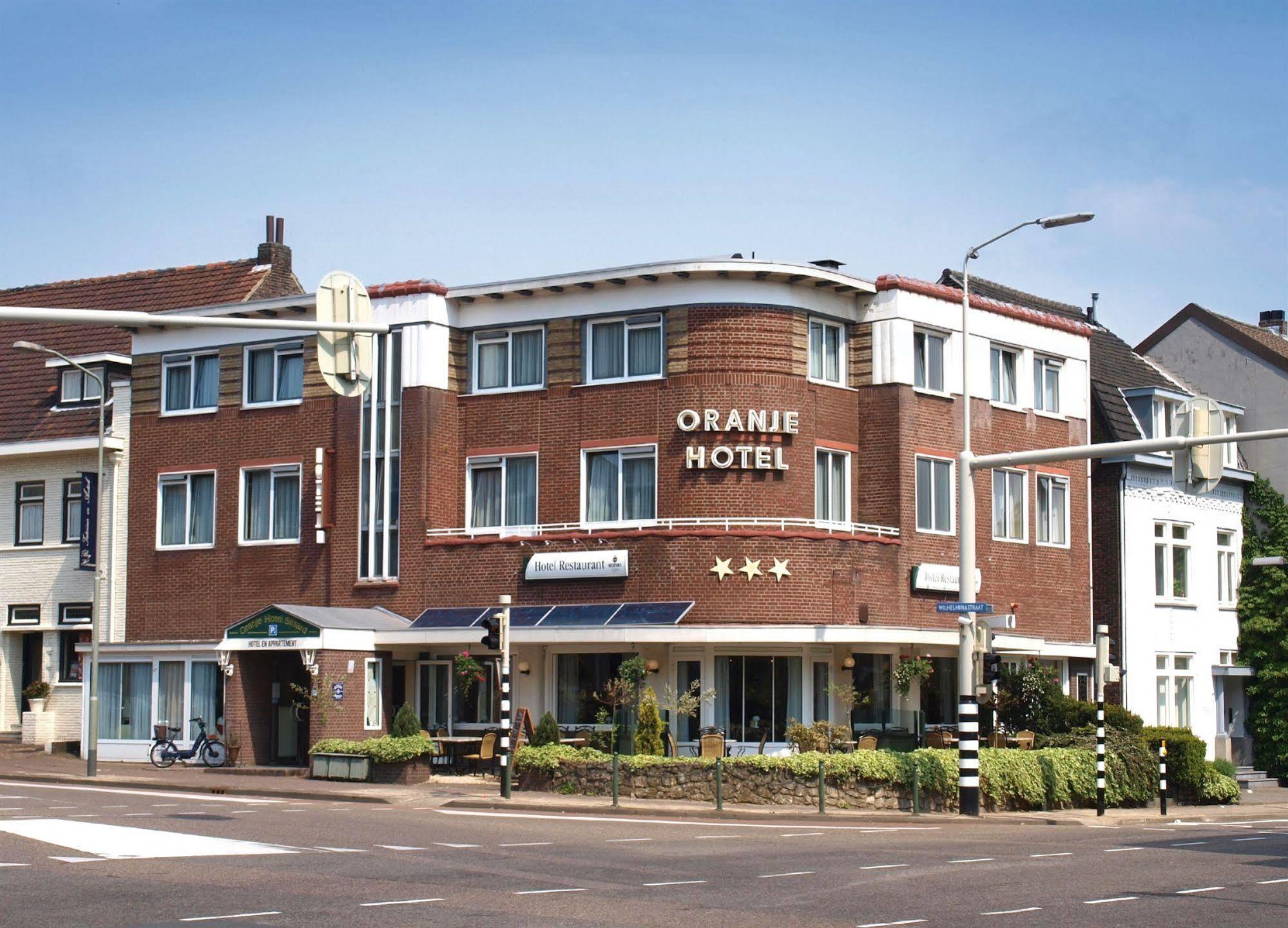 Oranje Hotel Sittard Exterior photo